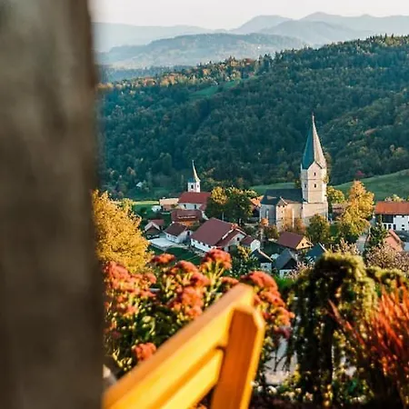 Gasthof Dom Na Svetini Store